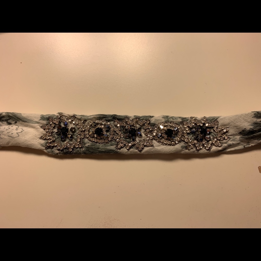 ✨ Anthropologie crystal bandana wrap bracelet - Picture 9 of 13